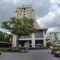 Vejthani Hospital: The King of Bones