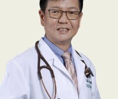 Dr. Wattanaphol Phipathananunth