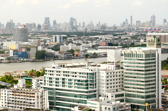 Yanhee International Hospital